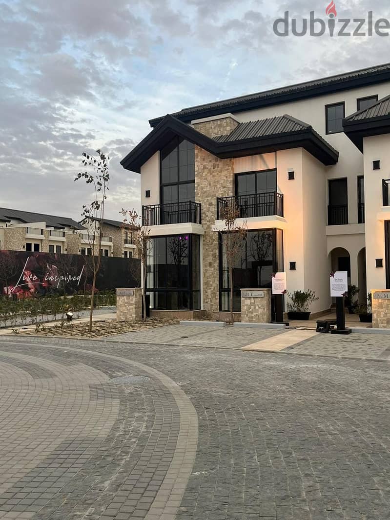Independent villa for sale in Wonder Marq, Mostaqbal City, with a 10% down payment and a 50% discount on Total. The price is minutes from Madinaty and 6