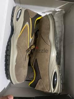 Pezzol safety shoes 0