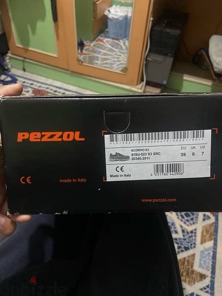 Pezzol safety shoes 1