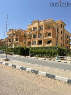 Apartment for sale with immediate receipt in Sheikh Zayed, the most prestigious “Khamayel” compound