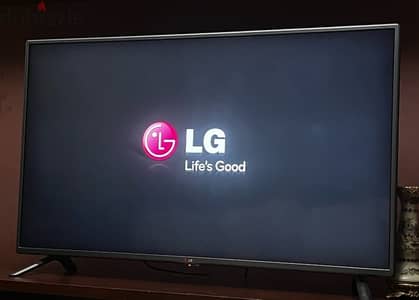 ‎شاشه ال جى 47 بوصه  FHD.  LED عاديه مش سمارت