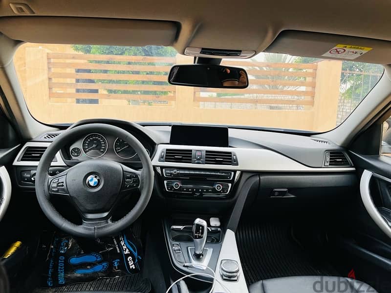 BMW 318i 2017 4