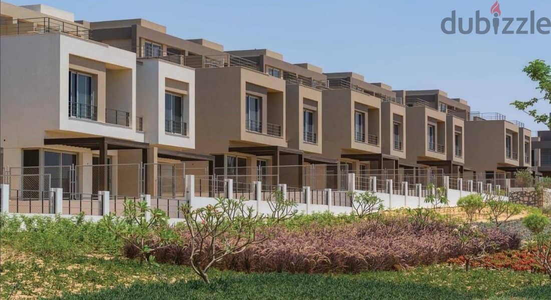 Townhouse corner small 1 Badya Palm Hills October Badya palm hills Area: 230 m Ground and first floor 3 master bedrooms (including 1 with bathroom an 10