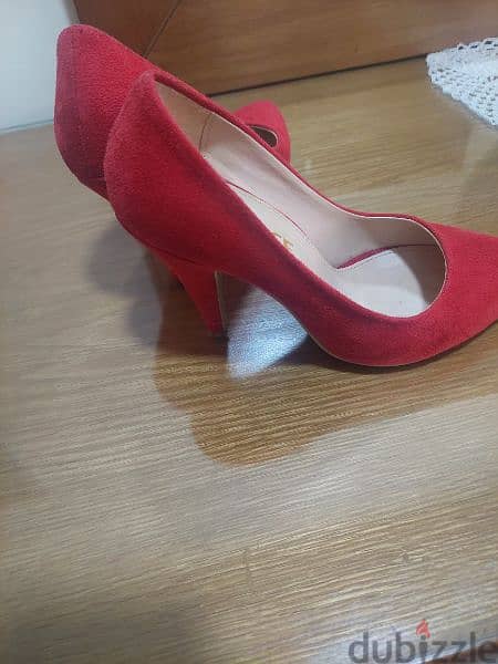 Red High heels 1