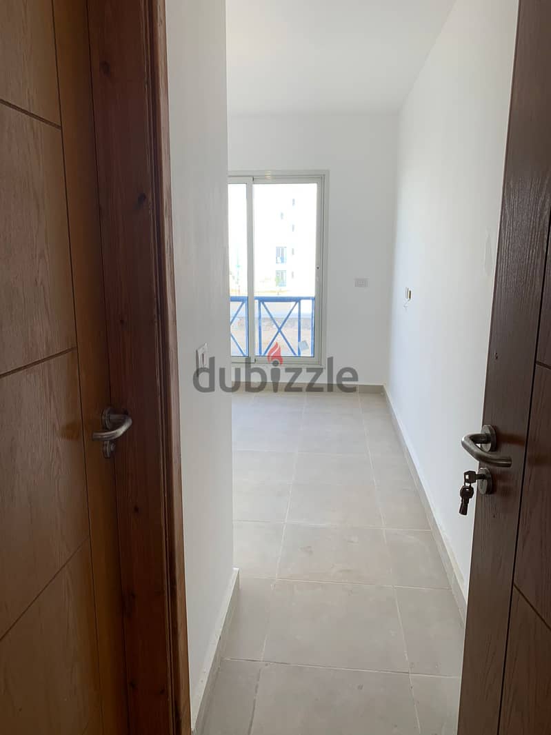 Chalet Ready to move for resale at mountain view Ras el hekma Ground floor with garden Bua:133m +109.2 garden Fully finished 3 bedrooms prime location 5