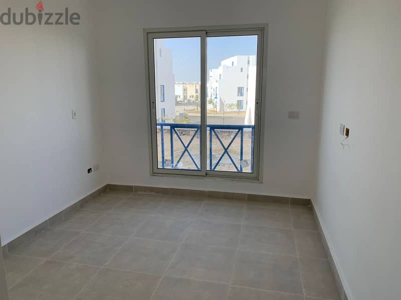 Chalet Ready to move for resale at mountain view Ras el hekma Ground floor with garden Bua:133m +109.2 garden Fully finished 3 bedrooms prime location 9
