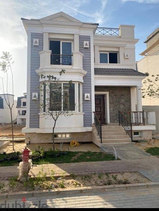 For sale, delivery now, i villa garden a 195 sqm in Mountain View Chillout October 4