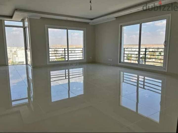 Apartment for sale in zed west  from Naguib Sawiris, luxury hotel finishing, on Nozha Street in Sheikh Zayed, fabulous view 6