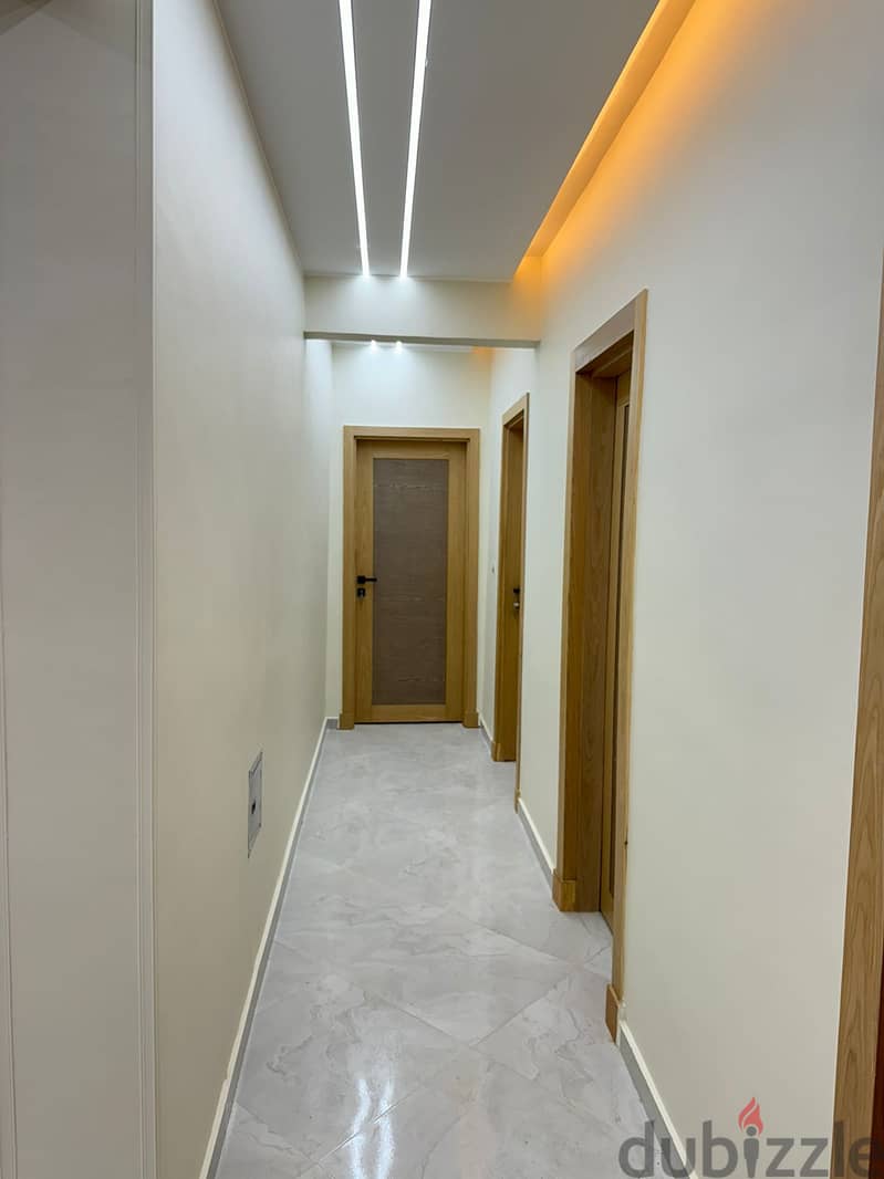 شقة للبيع ١٤٢م الخمائل الشيخ زايد علي أكبر لاند سكيب قريبة جداً من البوابة Al khamayel El Sheikh zayed 4