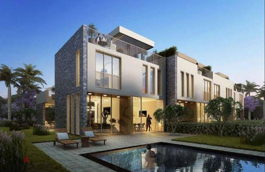 Townhouse for sale, first phase, at the price of a condominium, in At East Mostakbal City, minutes from the Canadian University, Al-Ahly Sabbour 1