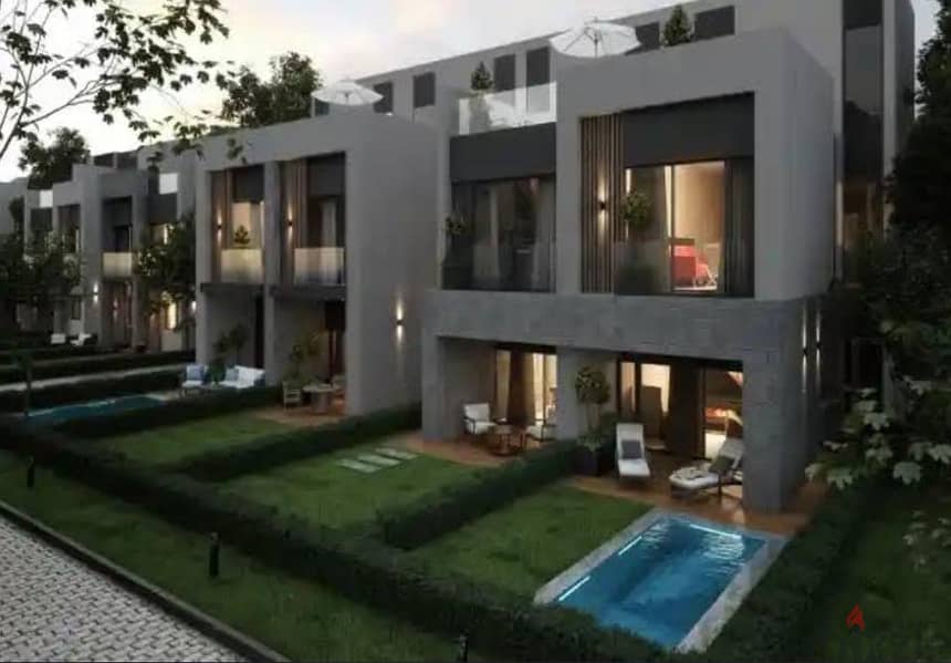 Townhouse for sale, first phase, at the price of a condominium, in At East Mostakbal City, minutes from the Canadian University, Al-Ahly Sabbour 2