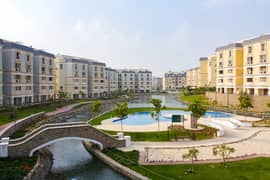 Lowest price. . Fully Furnished Apartment overlooking Majestic Lake - Ultra Super Lux in Mountain View Hyde Park Compound - Fifth Settlement 0