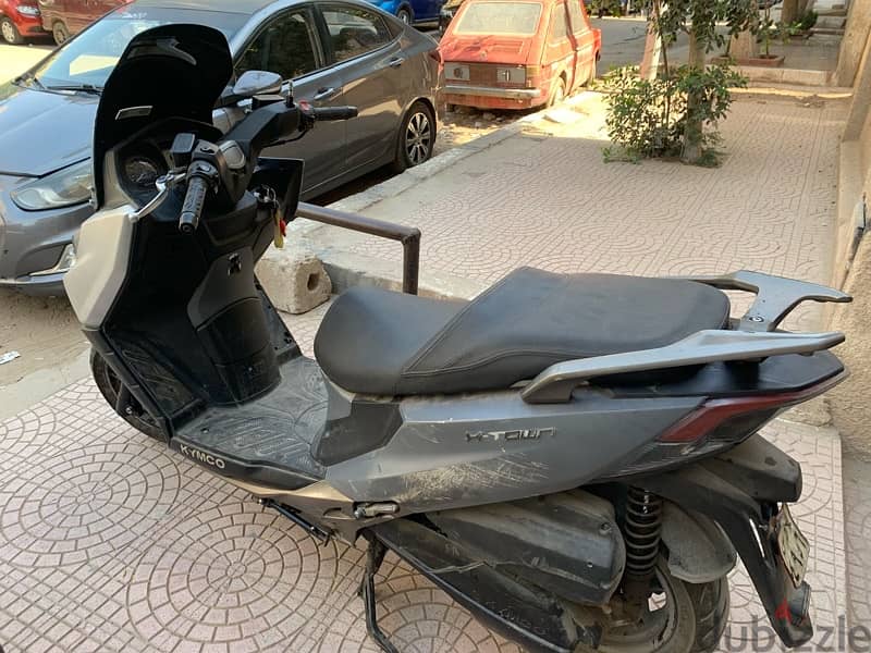 scooter kymco CT X-town 250 cc 3