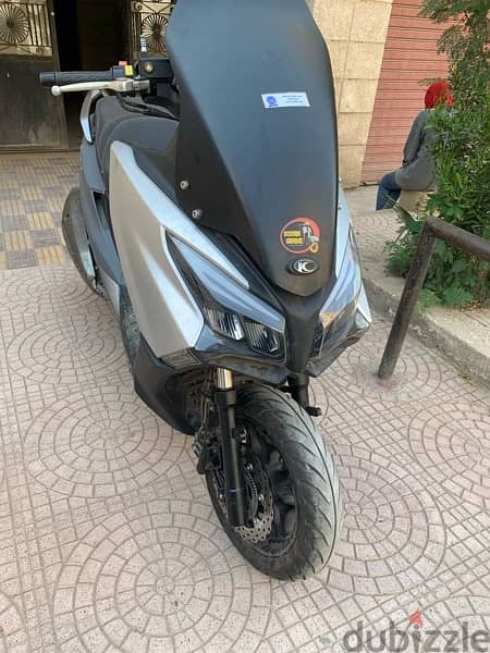 scooter kymco CT X-town 250 cc 6
