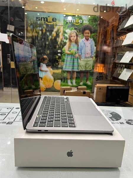 MacBook pro m1 2020 like new لم يستخدم تقريباً 2