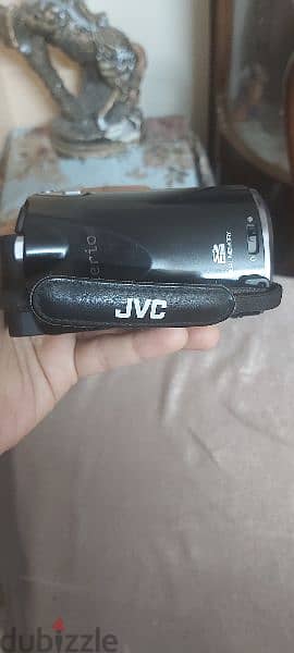 كاميرة JVC 7