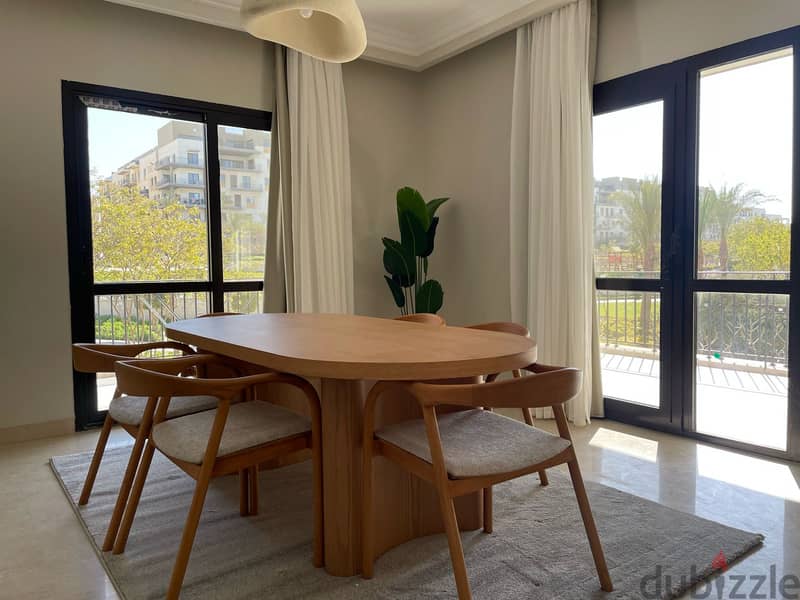 For rent fully furnished modern apartment in Eastown 2