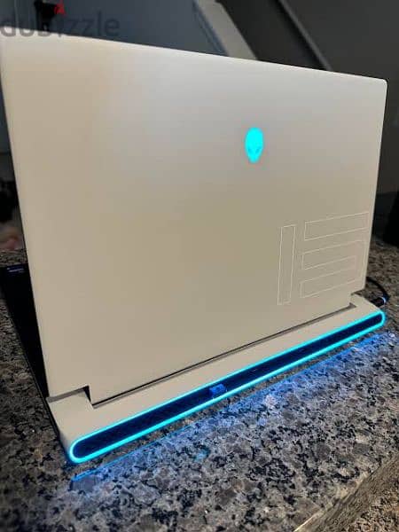 Alienware gaming Laptop RTX 3070/ i7 10870H 6