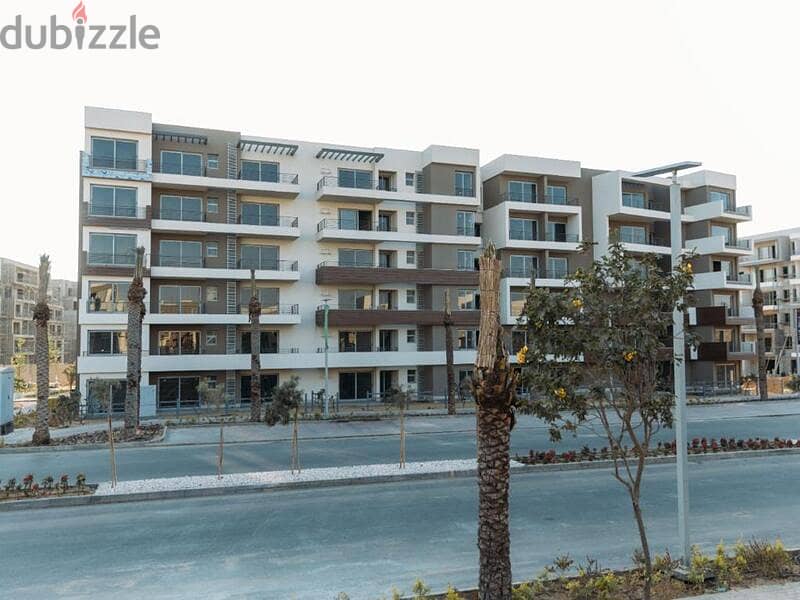 Fully finished resale apartment in the heart of New Cairo, Palm Hills, with down payment and delivery 2027 3