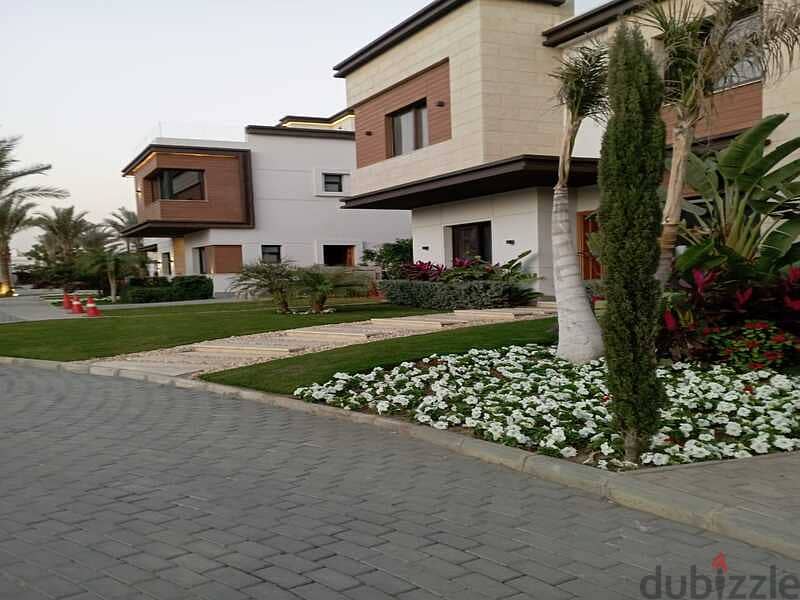 Town house With Installments For sale at Azzar 2 5
