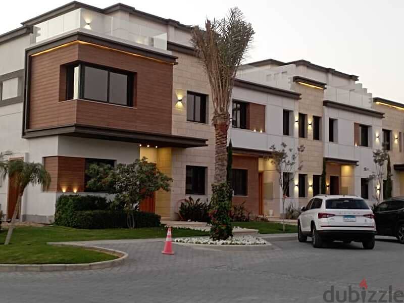 Town house With Installments For sale at Azzar 2 6