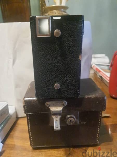 Kodak Brownie Junior Six-20 box camera- كاميرا كوداك براونى جونيور 2