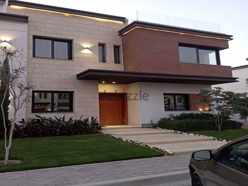 Unique Town house middle for sale at Azzar 2 0