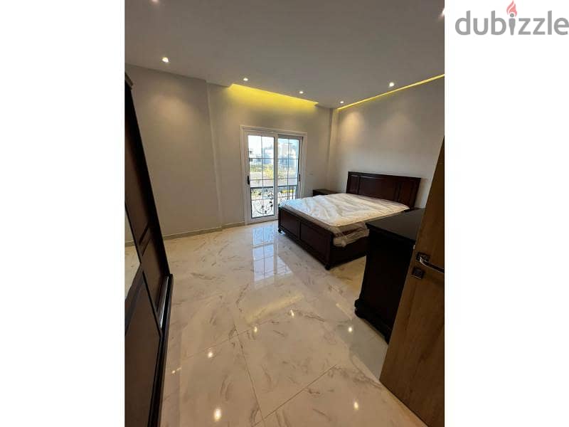 Ultra modern furnished townhouse in Layan Super Lux 23