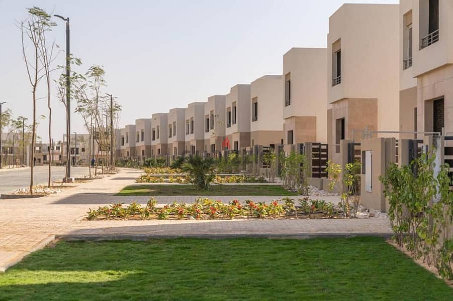 Townhouse Villa for Sale at a Special Price in a Compound in Palm Hills, New Cairo 0