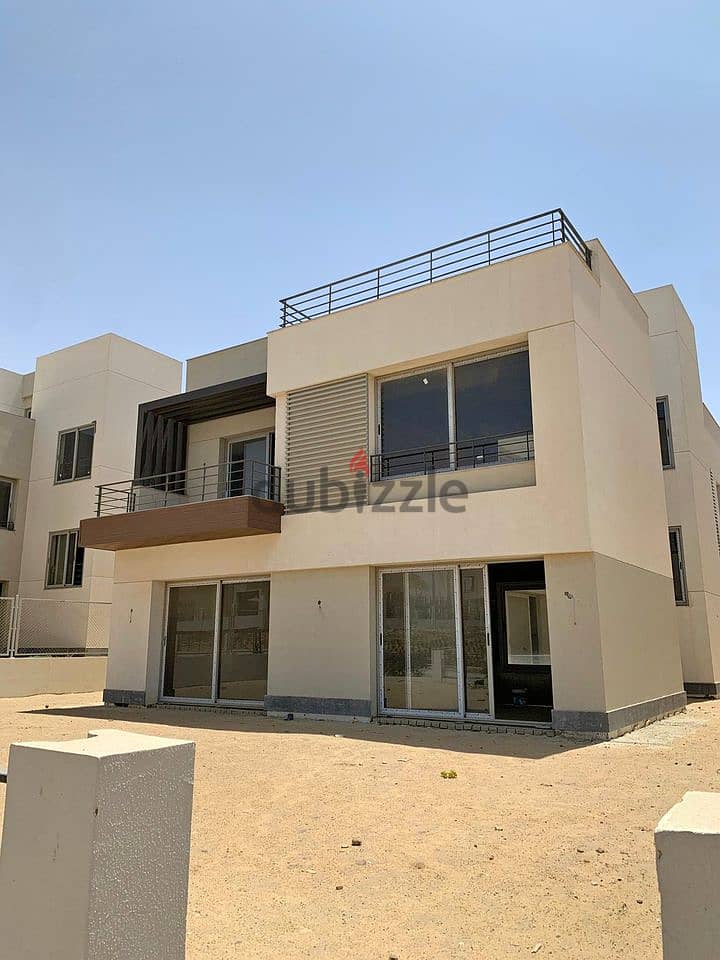 Townhouse Villa for Sale at a Special Price in a Compound in Palm Hills, New Cairo 1