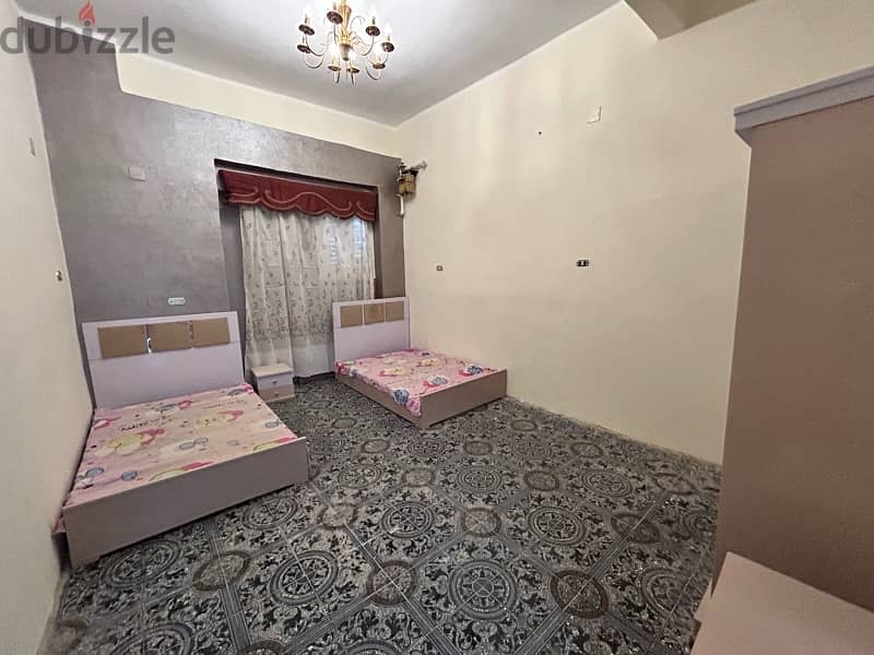 شقة دور كامل ٤ غرف نوم مكيفة و ٣ حمامات بمدخل خاص بجوار مسجد السلام 4