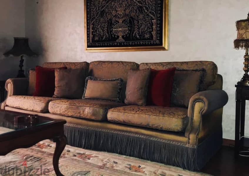 Elegant large beechwood Sofa 1