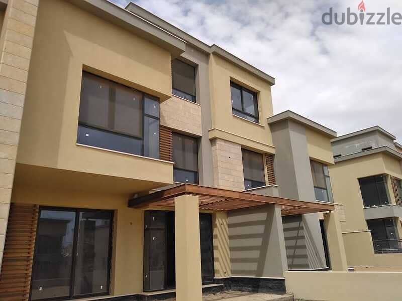 Townhouse ready to move for sale best location in Villette - Sodic 6