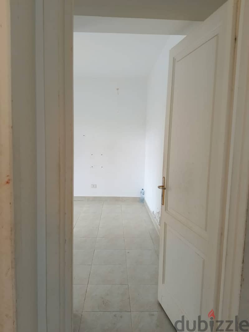 appartment avaliable for rent in el rehab at seventh phase ground floor with garden 180+50 meter 19