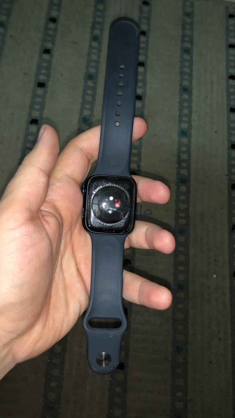 Apple watch series 8 2