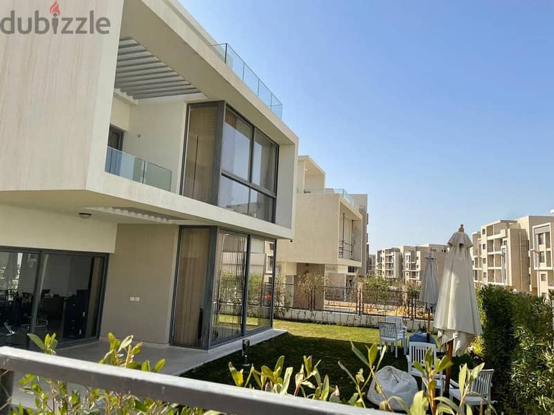 Villa For Sale Ready to Move VERY PRIME LOCATION Installments Fifth Square  Al Marassem 5th Settlement New Cairo 2