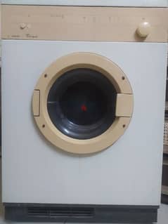Dryer Whirlpool  مجفف ملابس 5 كيلو