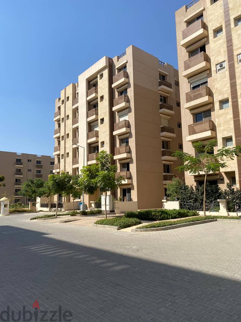 Apartment for sale in Taj City Compound at an old price 33