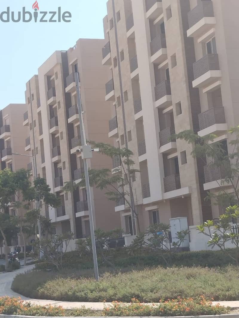 Apartment for sale in Taj City Compound at an old price 20