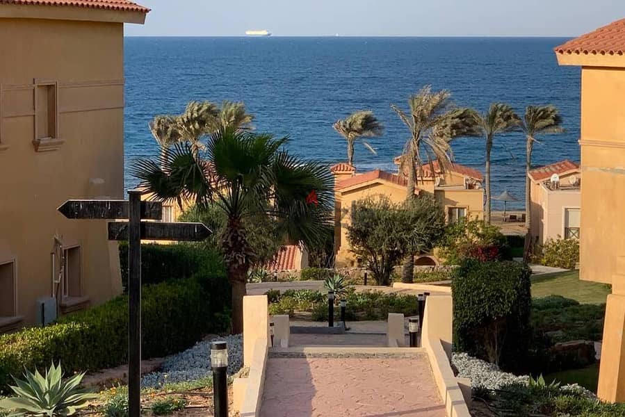 3bedrooms typical floor chalet for sale in ain sokhna la vista gardens resort with 750,000 down payment, full sea view +finished 10