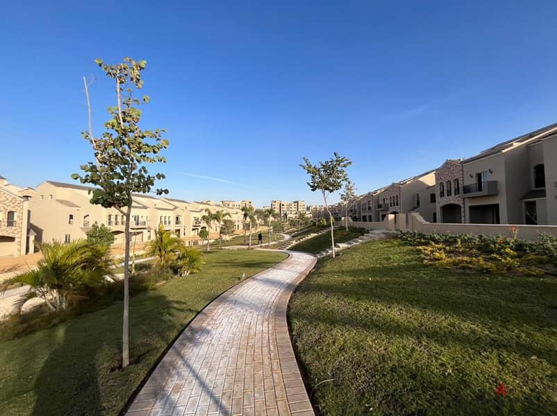 Fully finished studio for sale in the most prestigious compound in Fifth Settlement, Al Marasem Fifth Scare, with a 10% down payment 4