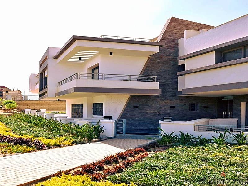 A private villa for sale  in  taj  city   compound 5