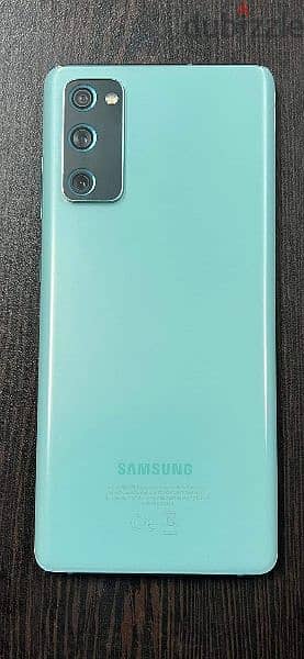 Samsung Galaxy S20 FE 2