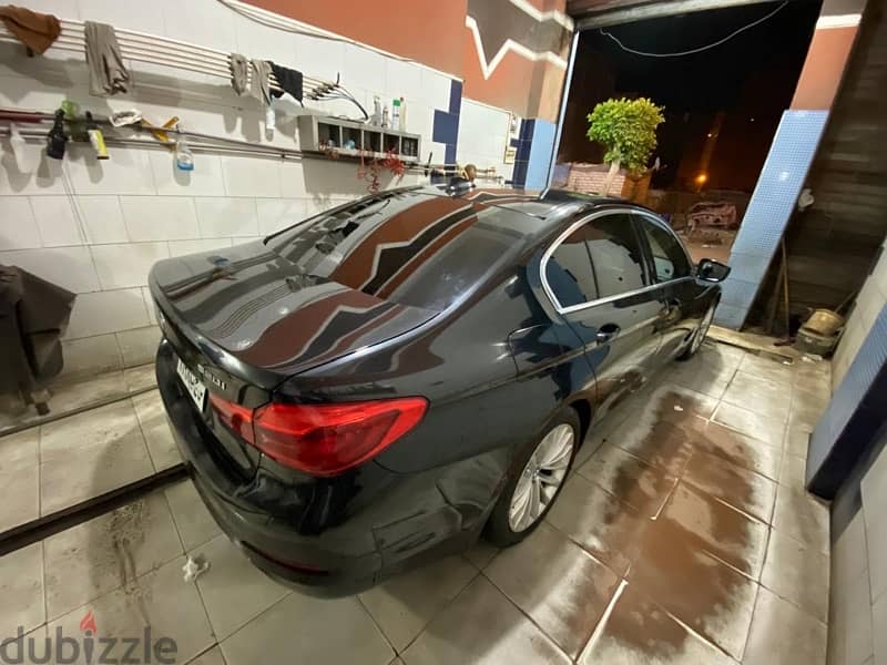 BMW 520 2019 Luxury 2