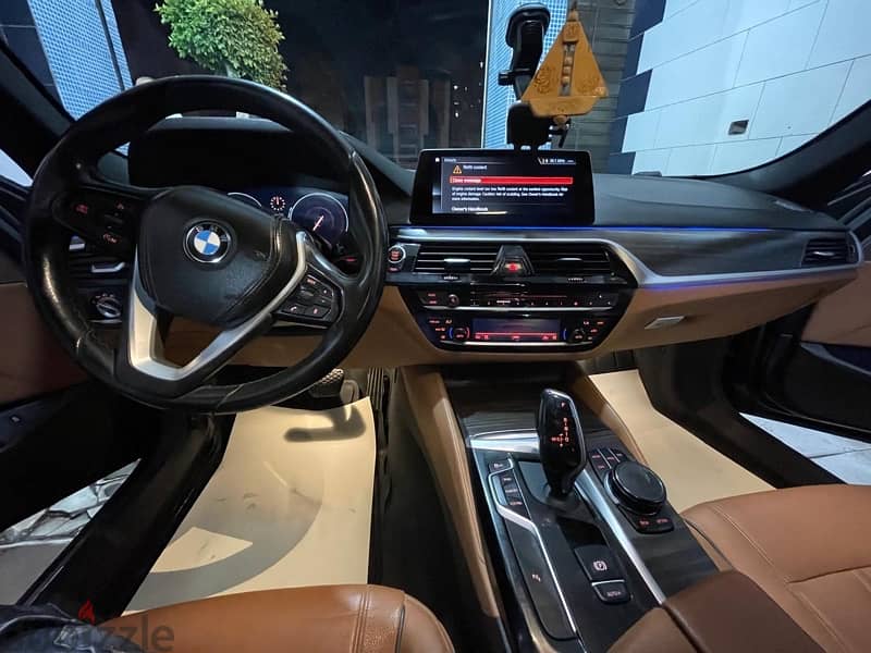 BMW 520 2019 Luxury 7