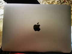 Apple Macbook air, M1