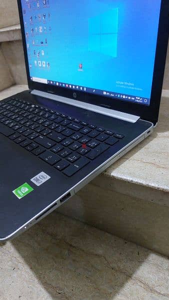 Laptop HP  Intel(R)Core i7
1.80GHz. 2.30GHz 1