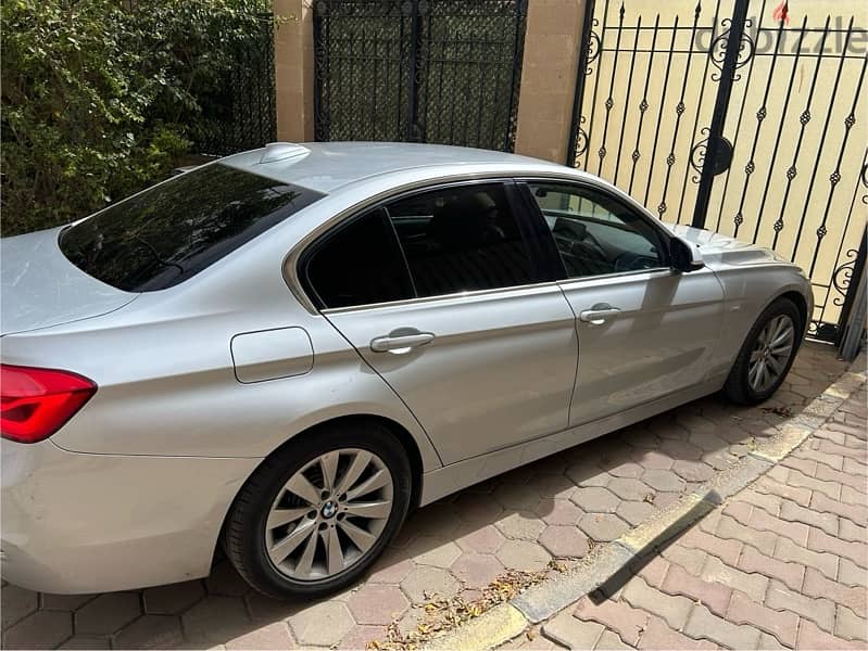 BMW 318 luxury 2018 1