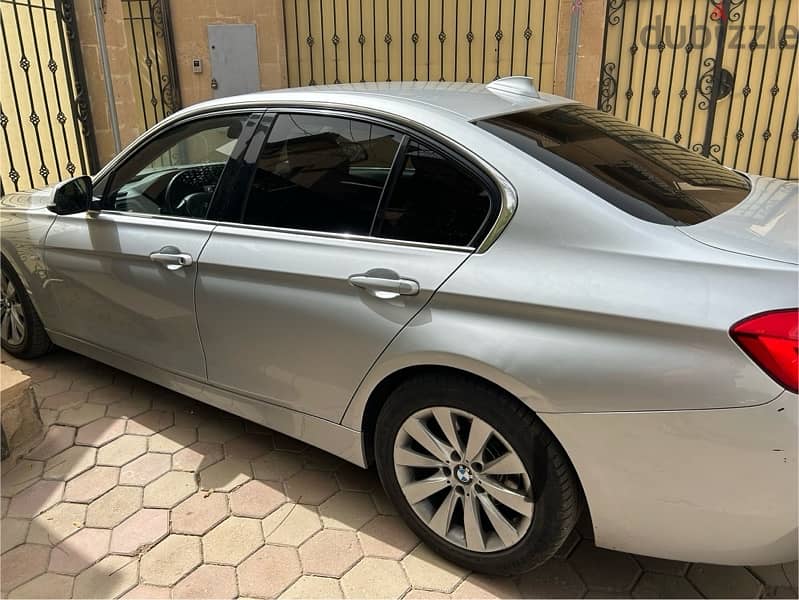 BMW 318 luxury 2018 3