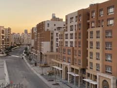 Apartment 149 sqm ready to move finished with kitchen and air conditioners in Al-Maqsad the new capital next to Madinaty and close to the new cairo